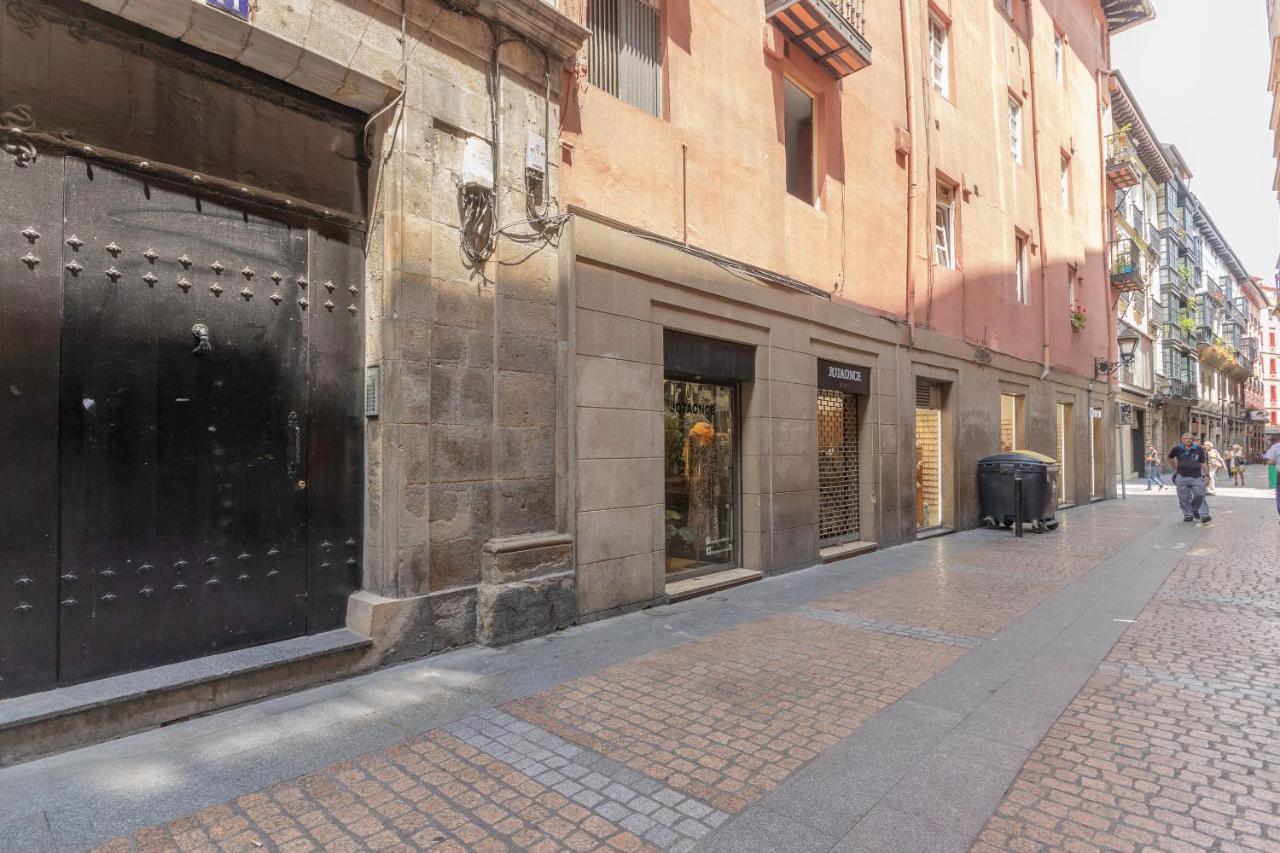 Appartamento Pintxos Y Tradicion En Casco Viejo Bilbao Esterno foto